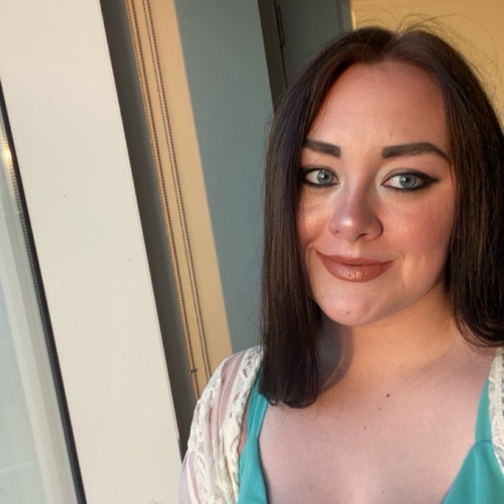 Meet your Posher, Savannah